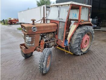 Трактор MASSEY FERGUSON 100 series