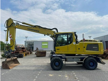 Колёсный экскаватор LIEBHERR A 924