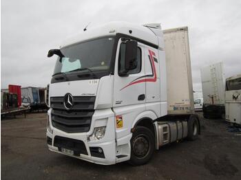 Тягач MERCEDES-BENZ Actros 1845