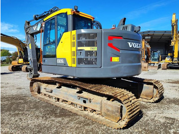 Гусеничный экскаватор VOLVO ECR235EL