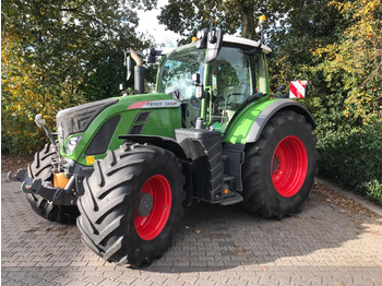 Трактор FENDT 724 Vario