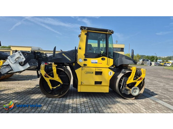 Дорожный каток BOMAG