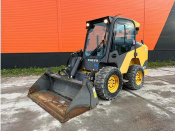 Колёсный погрузчик Volvo MC 115 C 4x4 ONLY 384 HOURS ! OPTIONAL ASPHALT CUTTER & BRUSH: фото 3