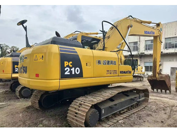 Гусеничный экскаватор KOMATSU PC210LC-7