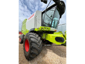 Зерноуборочный комбайн CLAAS Lexion 650