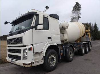 Автобетоносмеситель VOLVO FM13