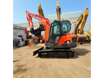 Гусеничный экскаватор DOOSAN DX60