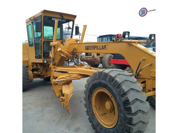 Грейдер CATERPILLAR 140G