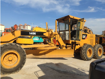 Грейдер CATERPILLAR 140H