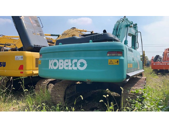 Гусеничный экскаватор KOBELCO