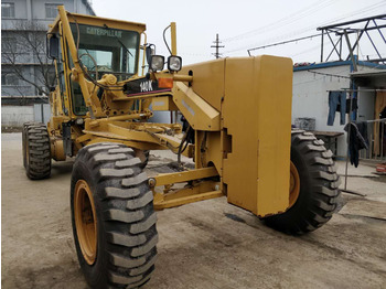 Грейдер CATERPILLAR 140H