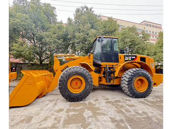 Колёсный погрузчик CATERPILLAR 966H