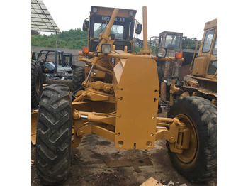 Грейдер CATERPILLAR 140G