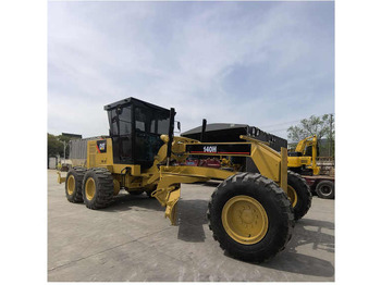 Грейдер CATERPILLAR 140H