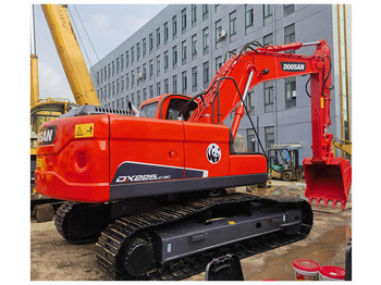 Гусеничный экскаватор DOOSAN DX225LC