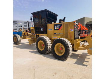 Caterpillar motor grader 140K used grader cat 140K 120K 140H 120H 120G caterpillar grader 140K в лизинг caterpillar motor grader 140K used grader cat 140K 120K 140H 120H 120G caterpillar grader 140K: фото 1