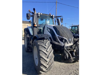 Трактор VALTRA T154