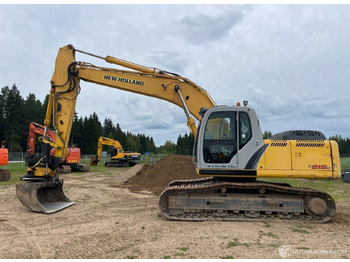 Гусеничный экскаватор NEW HOLLAND E215B