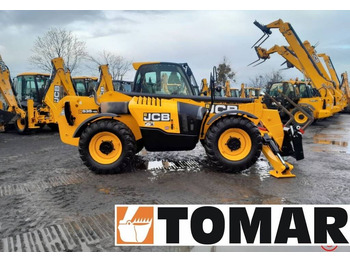 Телескопический погрузчик JCB