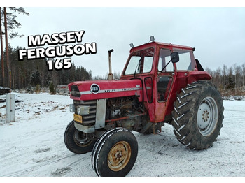 Трактор MASSEY FERGUSON 100 series