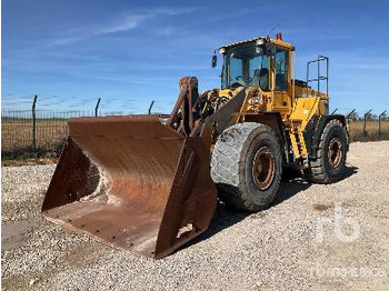 Колёсный погрузчик VOLVO L150