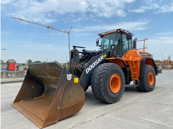 Колёсный погрузчик DOOSAN DL450