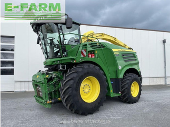 Кормоуборочный комбайн JOHN DEERE 8500