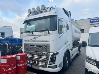 Грузовик-шасси VOLVO FH