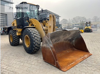 Колёсный погрузчик CATERPILLAR 926M