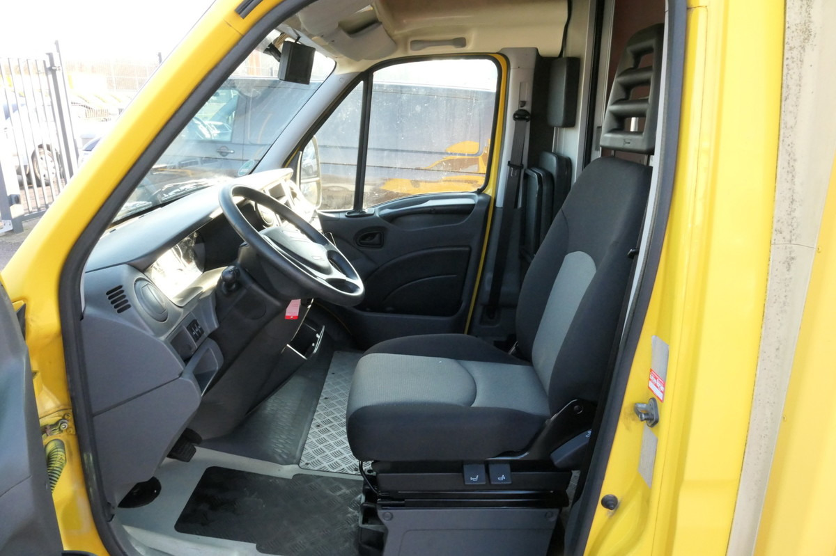 Фургон с закрытым кузовом IVECO Daily 35 S11 C30C AUTOMATIK KAMERA Kurz KAMERA R: фото 8