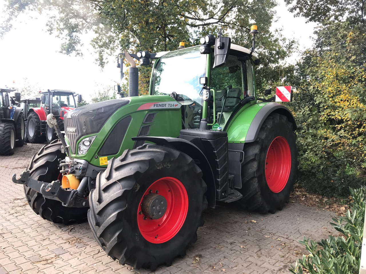 Трактор Fendt 724 Vario S4 ProfiPlus: фото 6