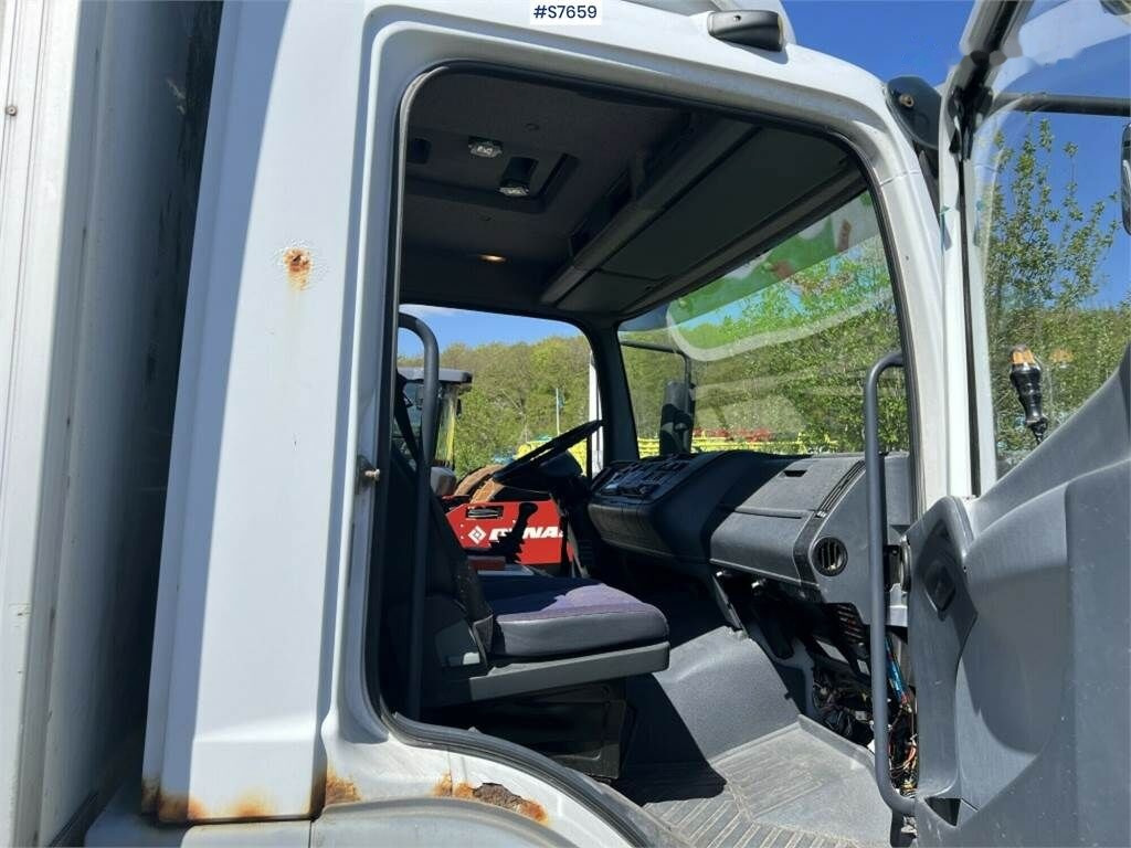 Грузовик с закрытым кузовом Mercedes-Benz Atego 1223: фото 49