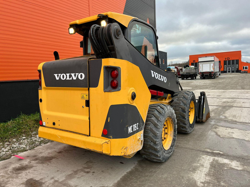 Колёсный погрузчик Volvo MC 115 C 4x4 ONLY 384 HOURS ! OPTIONAL ASPHALT CUTTER & BRUSH: фото 6