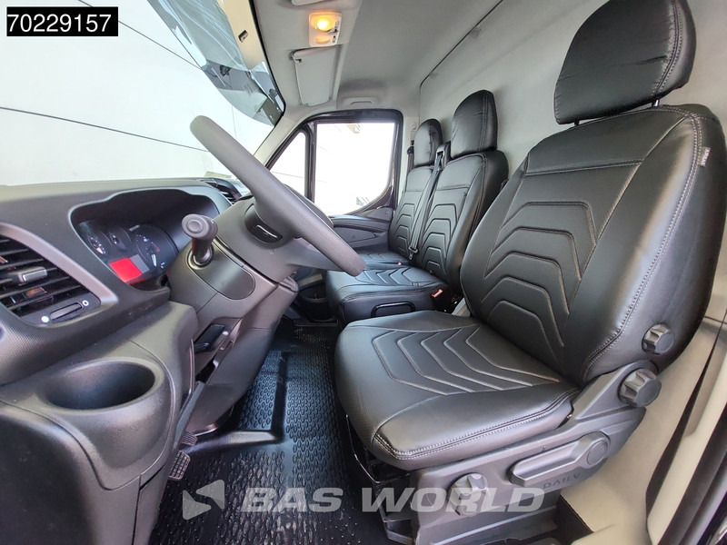 Новый Цельнометаллический фургон Iveco Daily 35S16 Automaat Black Edition L2H2 Airco Cruise Velgen 3500kg trekgewicht 12m3 Airco Cruise control: фото 8