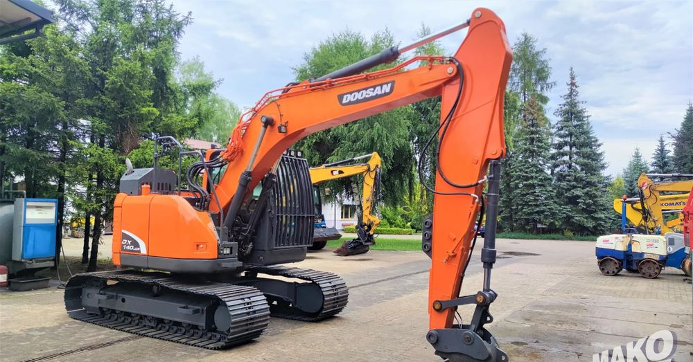 Гусеничный экскаватор Doosan DX140LCR-5: фото 6