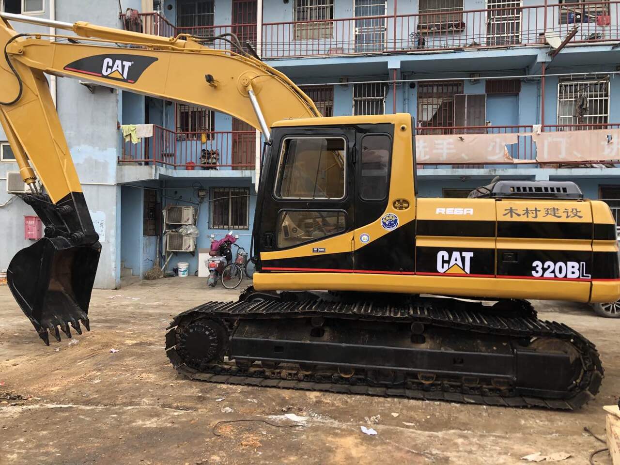 Гусеничный экскаватор Caterpillar Cat 320B 320bl: фото 7