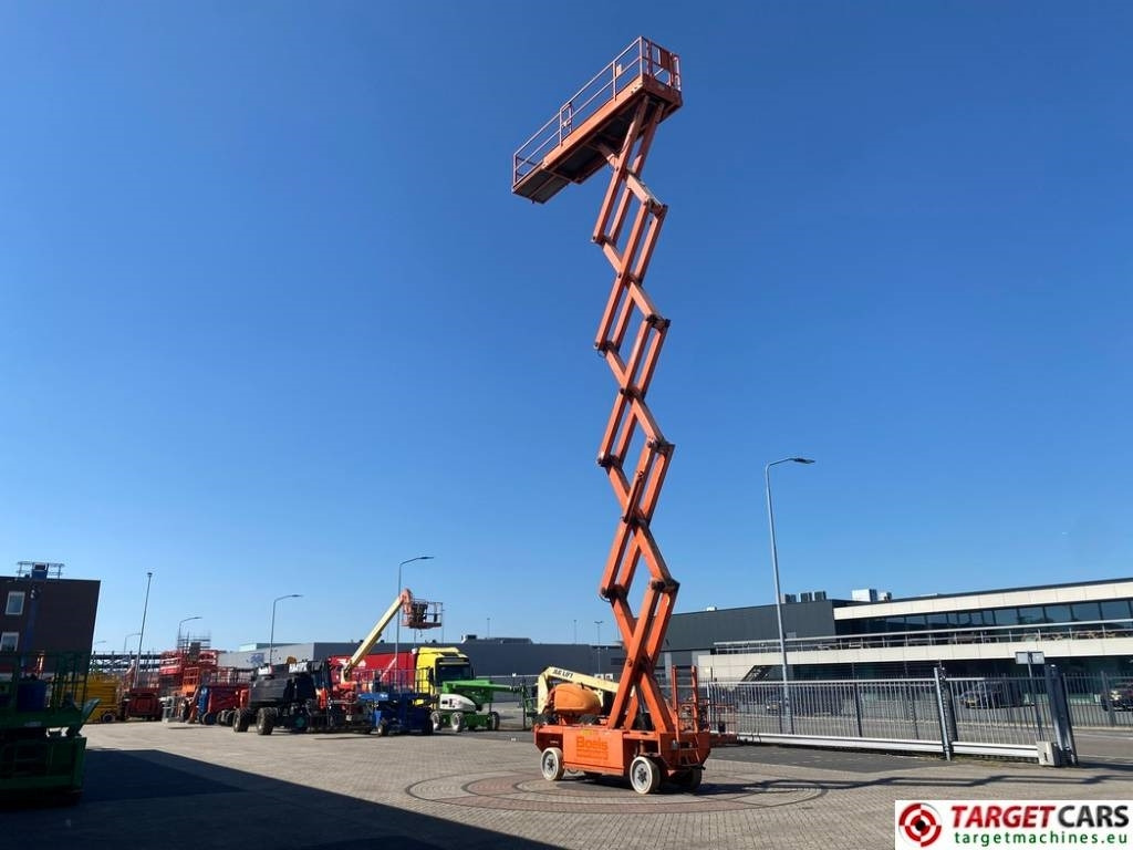 Ножничный подъемник JLG Liftlux 153-12 Electric Scissor Work Lift 1730cm: фото 8