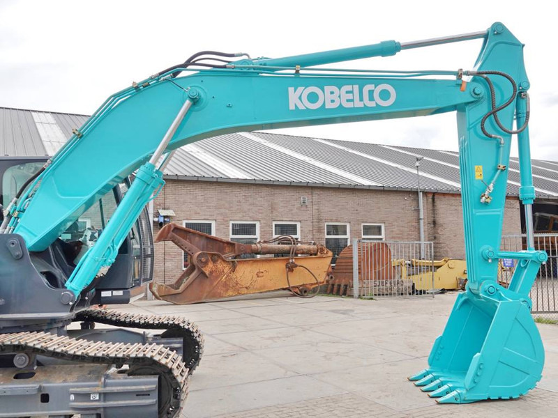 Новый Гусеничный экскаватор Kobelco SK220-10 - New / Unused / Hammer Lines / HINO: фото 11