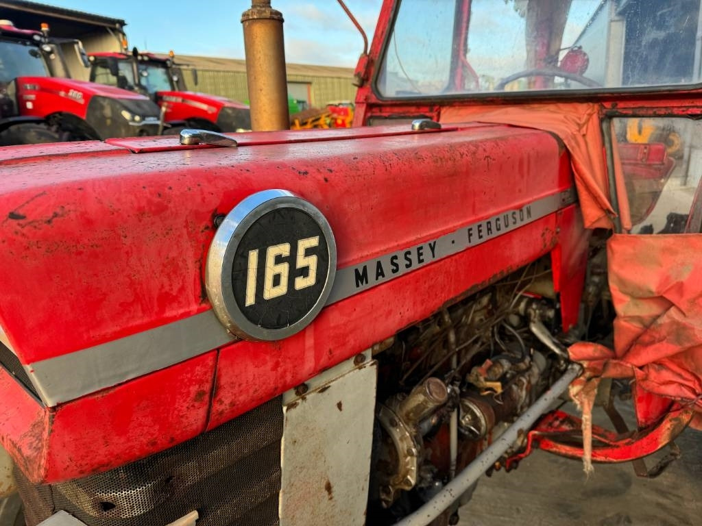 Трактор Massey Ferguson 165: фото 13