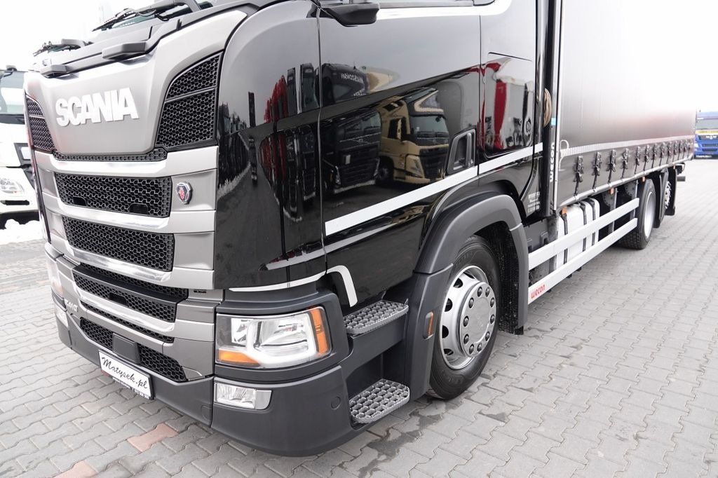 Тентованный грузовик Scania R 410 / 6x2 / FIRANKA - 7,8 m / SOLÓWKA / PODNOS: фото 6