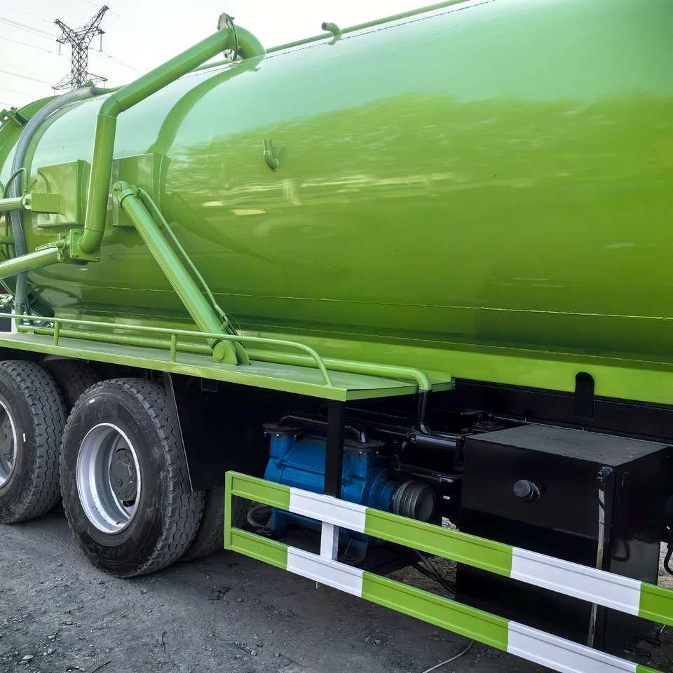 Новый Ассенизатор для транспортировки мусора Howo Vacuum truck: фото 6