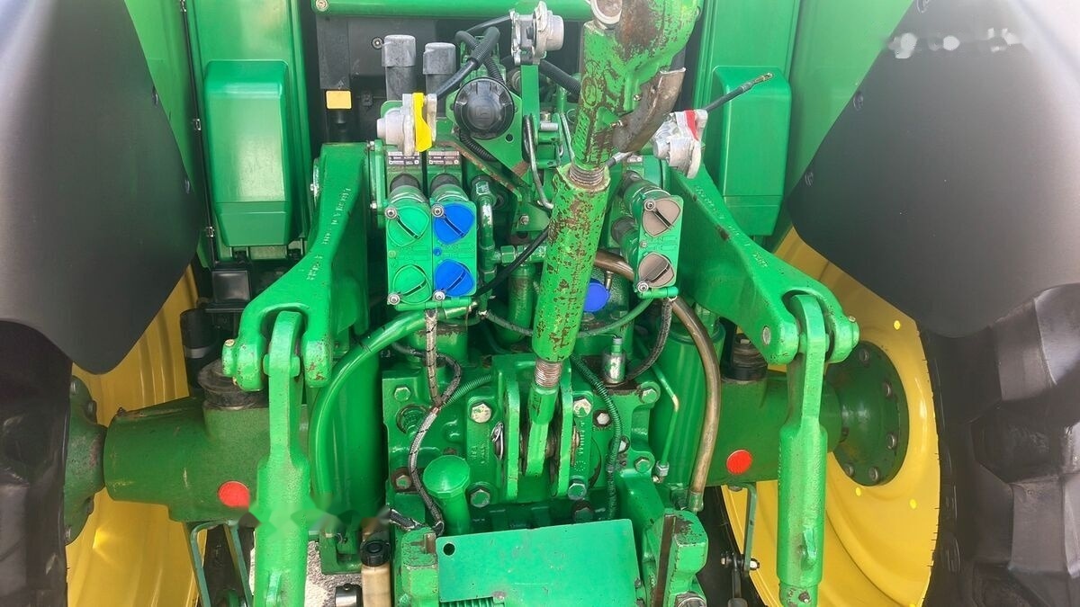 Трактор John Deere 6830: фото 14