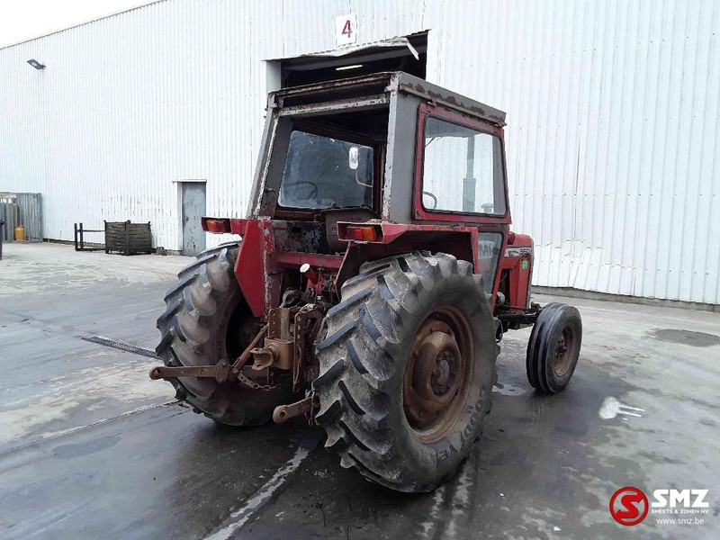 Трактор Massey Ferguson 560: фото 12