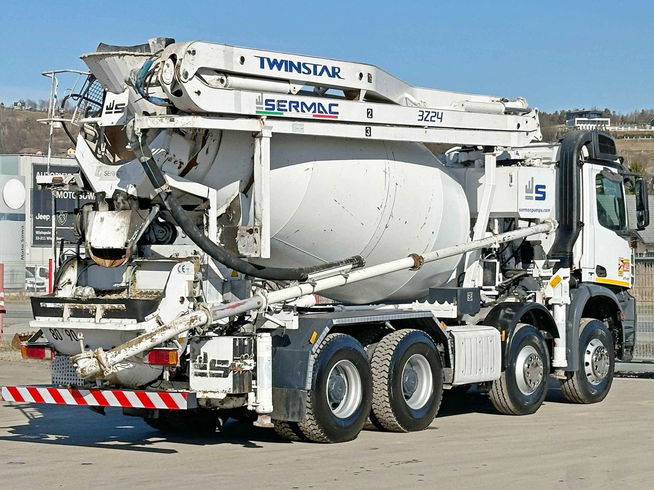 Mercedes-Benz AROCS 3743 * Betonpumpe + FUNK * 8x4 * TOP в лизинг Mercedes-Benz AROCS 3743 * Betonpumpe + FUNK * 8x4 * TOP: фото 6