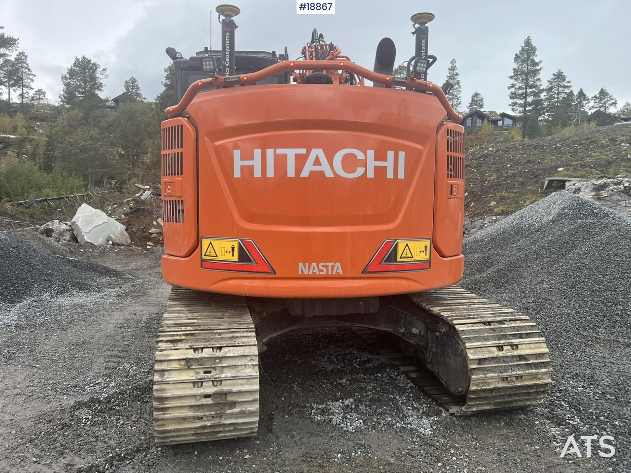 Экскаватор Hitachi ZX135 US-7: фото 6