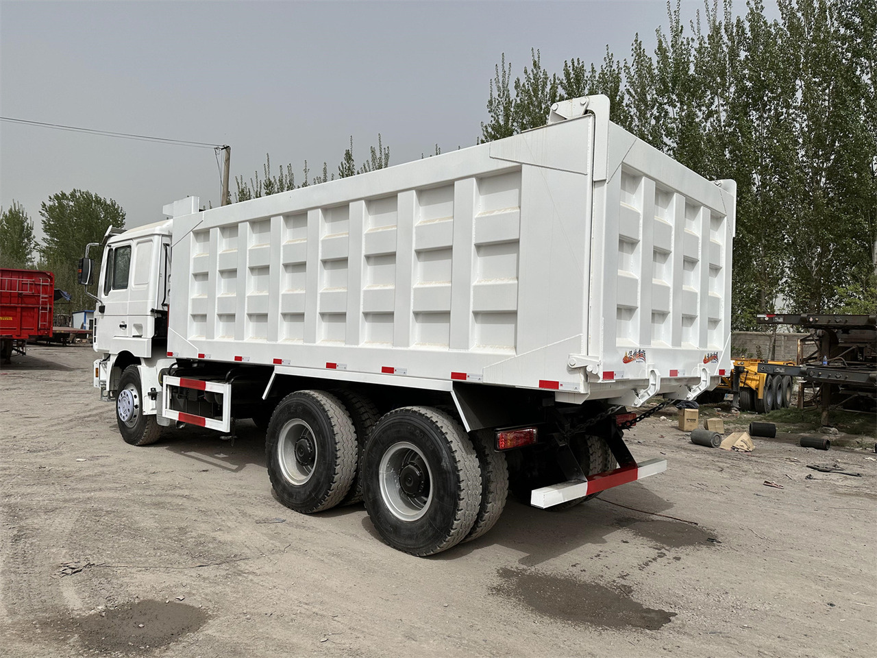 Самосвал для транспортировки тяжёлой техники Shacman F3000 Dump truck: фото 6