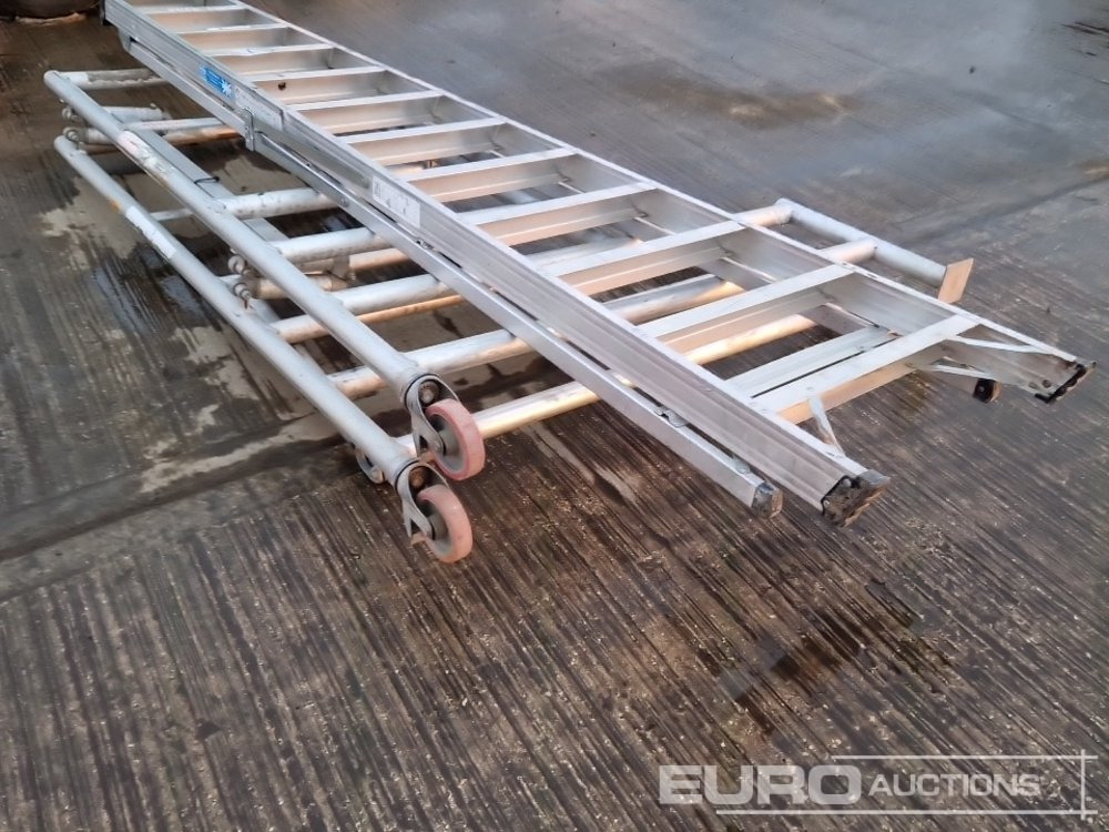 Строительное оборудование 11 Rung Aluminium Step Ladder, Aluminium Pop Up Access Platform (Board Missing): фото 11