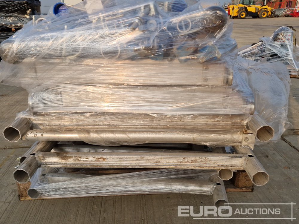 Строительное оборудование Pallet of Aluminium Scaffolding Plaform: фото 14