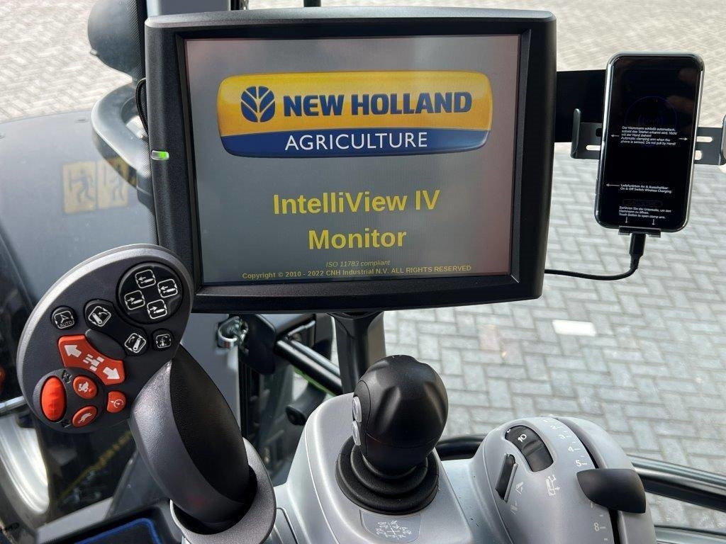 New Holland T7.225AC, BLUE POWER, Gps ready, air, 2024!!  в лизинг New Holland T7.225AC, BLUE POWER, Gps ready, air, 2024!!: фото 28