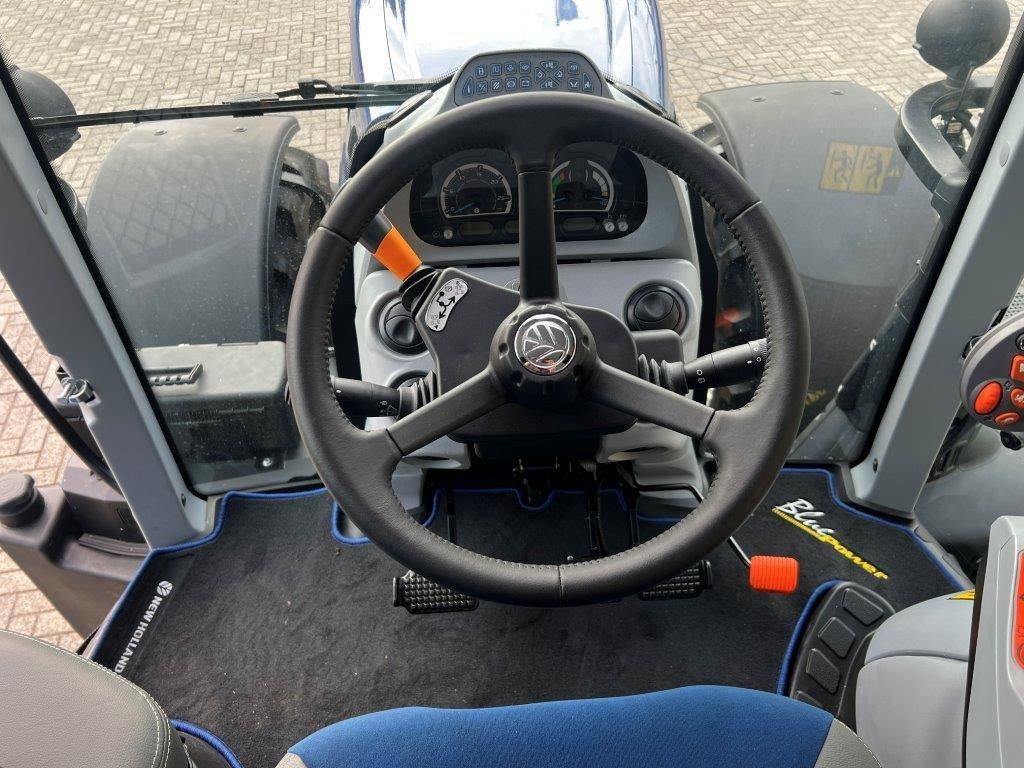 New Holland T7.225AC, BLUE POWER, Gps ready, air, 2024!!  в лизинг New Holland T7.225AC, BLUE POWER, Gps ready, air, 2024!!: фото 26